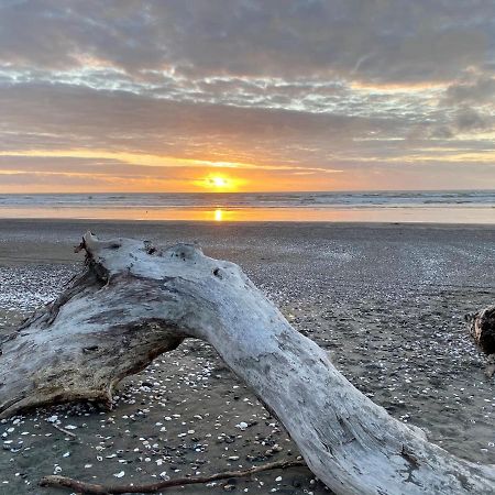 Otaki Beachfront Getaway 외부 사진